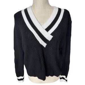DKNY Black & White Ribbed V-Neck Sweater M